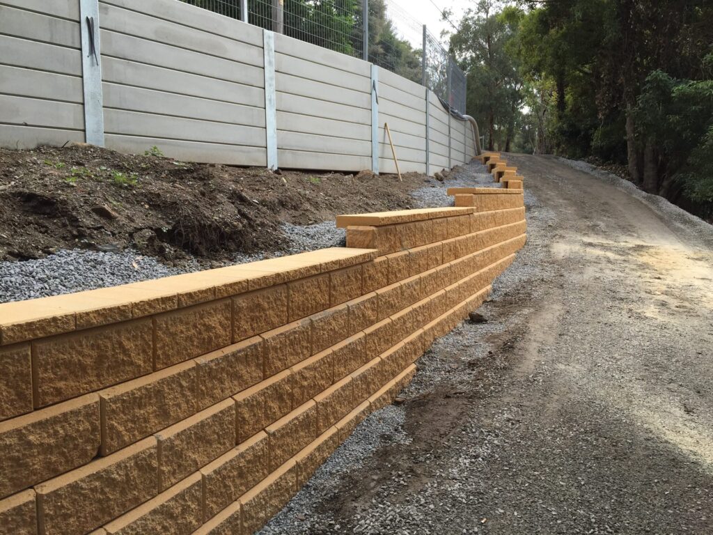 Block retaining wall in Mount Evelyn by InEx Lifestyle Design landscapers