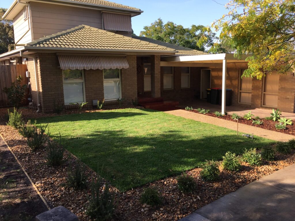 Front yard makeover in Wantirna by InEx Lifestyle Design landscapers