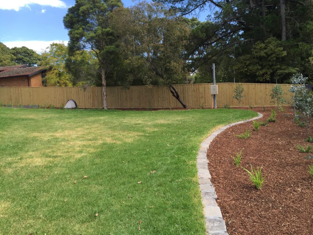 Garden bed edging in Park Orchards by InEx Lifestyle Design landscapers