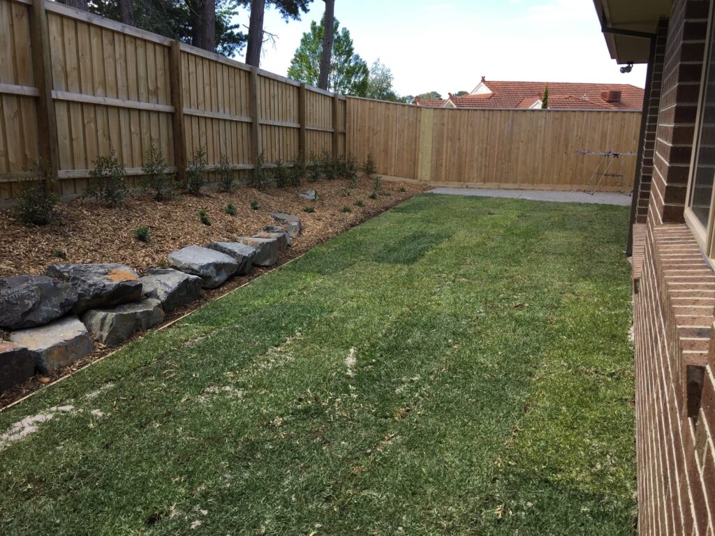 Instant turf backyard in Donvale by InEx Lifestyle Design landscapers