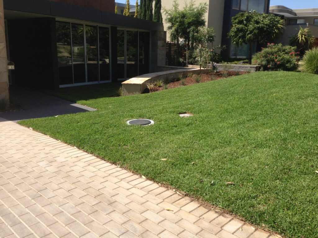 Instant turf in Wheelers Hill by InEx Lifestyle Design landscapers