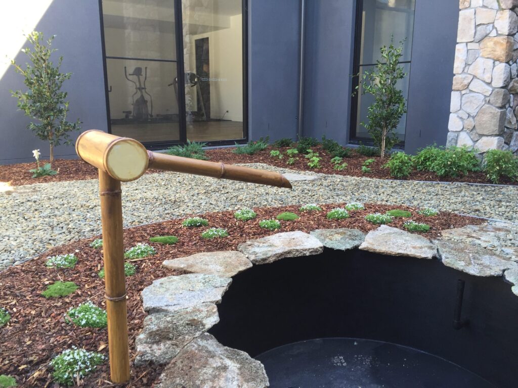Japanese garden in Park Orchards by InEx Lifestyle Design landscapers